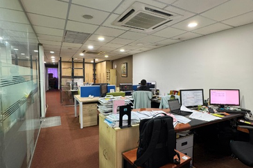 Jalan Kenari, Bandar Puchong Jaya