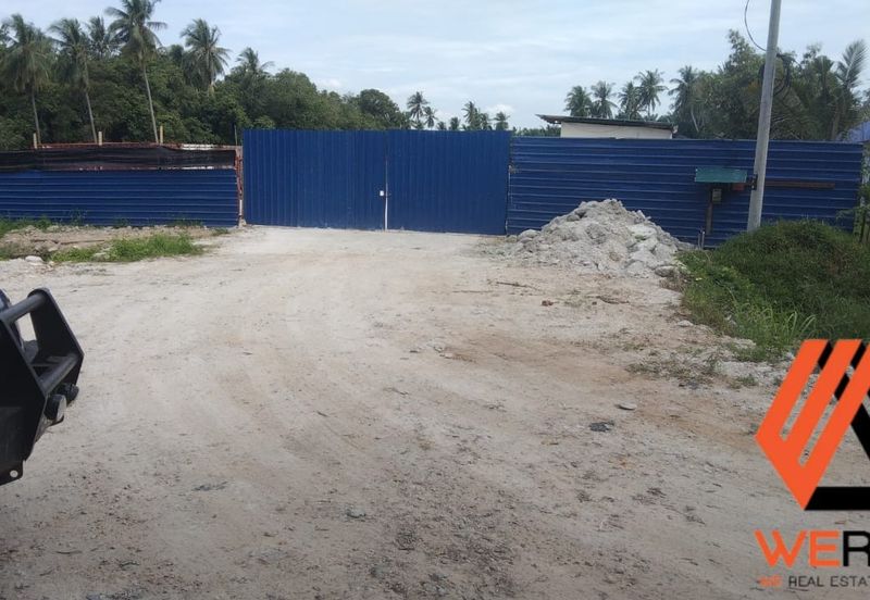 West Port, Pulau Indah