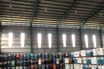 West Port, Pulau Indah