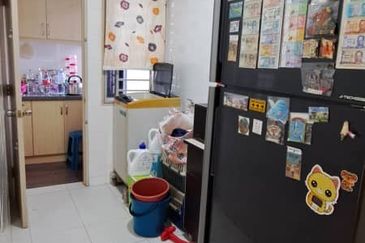 Pangsapuri Akasia, Bandar Botanic