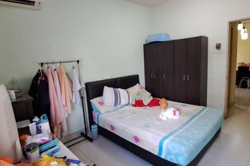 Pangsapuri Akasia, Bandar Botanic