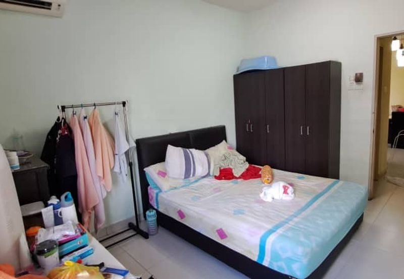 Pangsapuri Akasia, Bandar Botanic