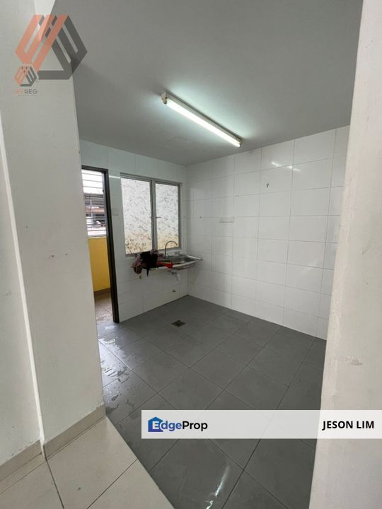 Orchis Apartment Parkland Klg 852sqft 3R2B for Sale RM295k, Selangor, Klang