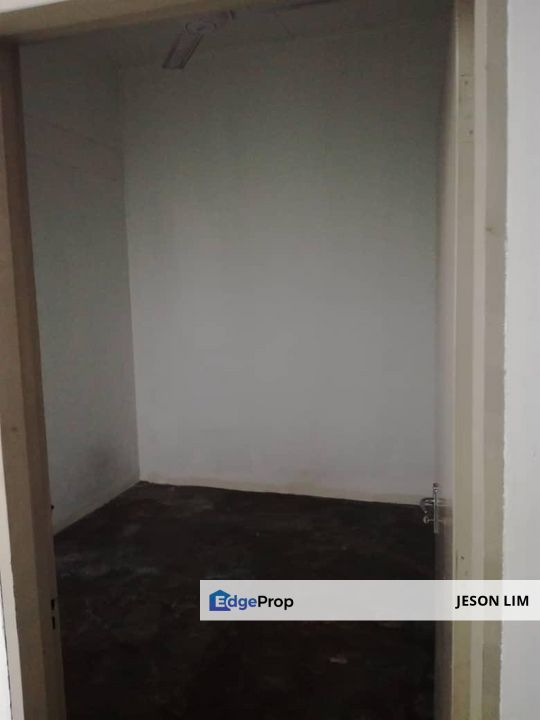 Eng Ann End Lot Single Storey 22x75 4R2B for Sale RM550k, Selangor, Klang