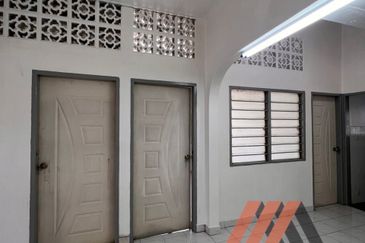 Taman Tepi Sungai ( Taman Teluk Pulai Indah )