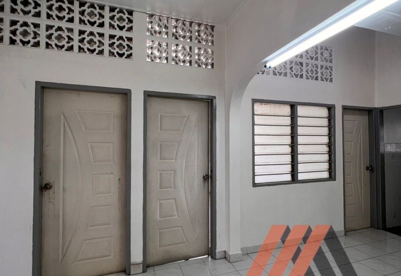 Taman Tepi Sungai ( Taman Teluk Pulai Indah )