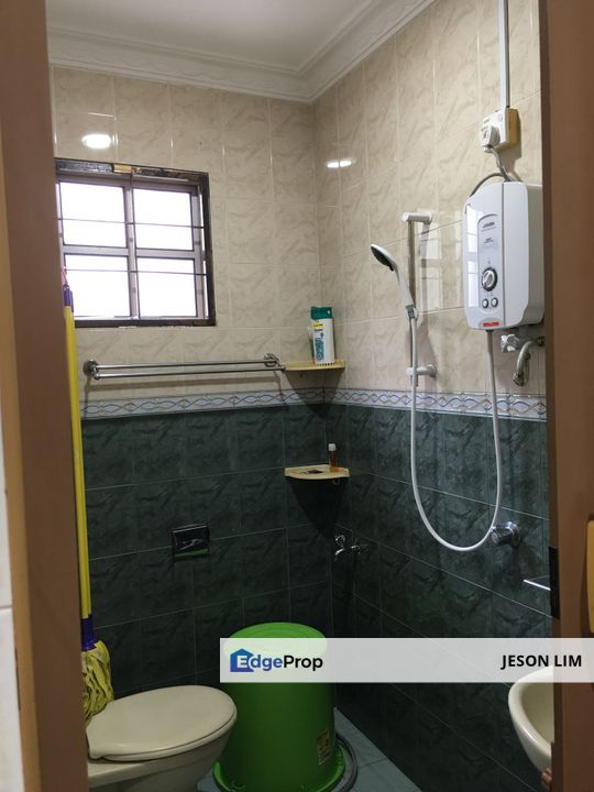 Taman Bunga Negara, Sek 27 Shah Alam @2 Storey 22X75 4R3B for Sale Rm790k, Selangor, Shah Alam