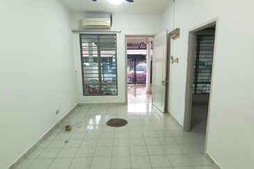 Jalan Makyong, Bandar Bukit Raja