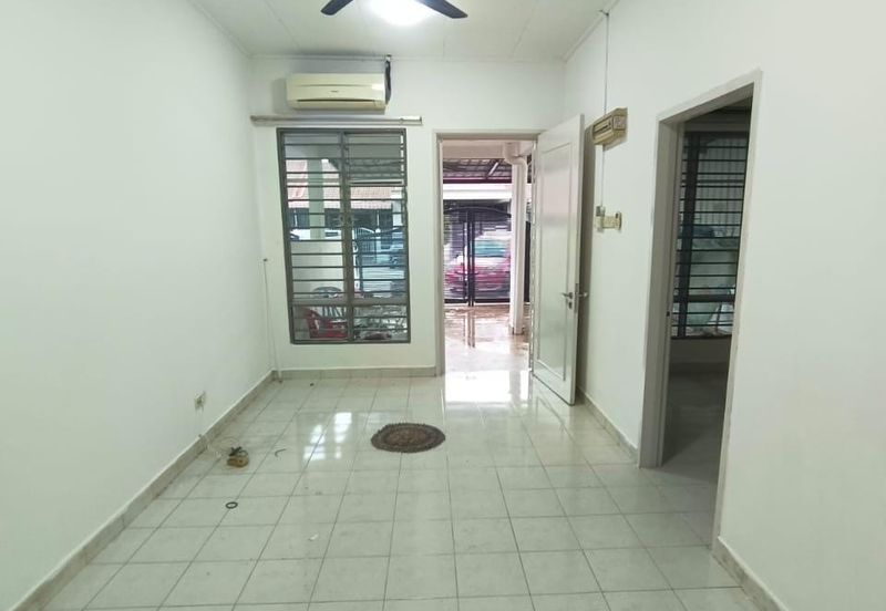 Jalan Makyong, Bandar Bukit Raja