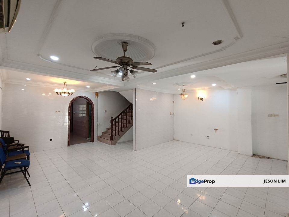 Bukit Tinggi 1 @LRT 3 @2 Storey 22X70 4R3B for Sale RM580k, Selangor, Bandar Botanic/Bandar Bukit Tinggi