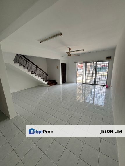 Gated Bukit Tinggi @Lotus & Giant & LRT 3 Klg @2 Storey 4R3B 20X70 for Rent RM1,700 , Selangor, Klang