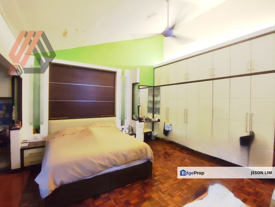 Seksyen 8 Shah Alam @Facing Open 2 Storey House 25X80 4R3B for Sale RM930k, Selangor, Shah Alam