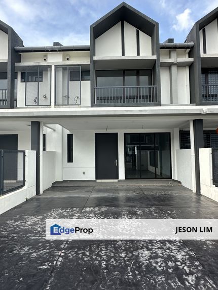 Krya Bukit Raja @2 Storey 20X75 for Sale RM760k, Selangor, Klang