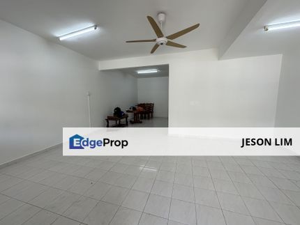 Gated Bukit Tinggi 2 @Newly paint 2 Storey 20X80 4R4B for Sale RM678k, Selangor, Klang