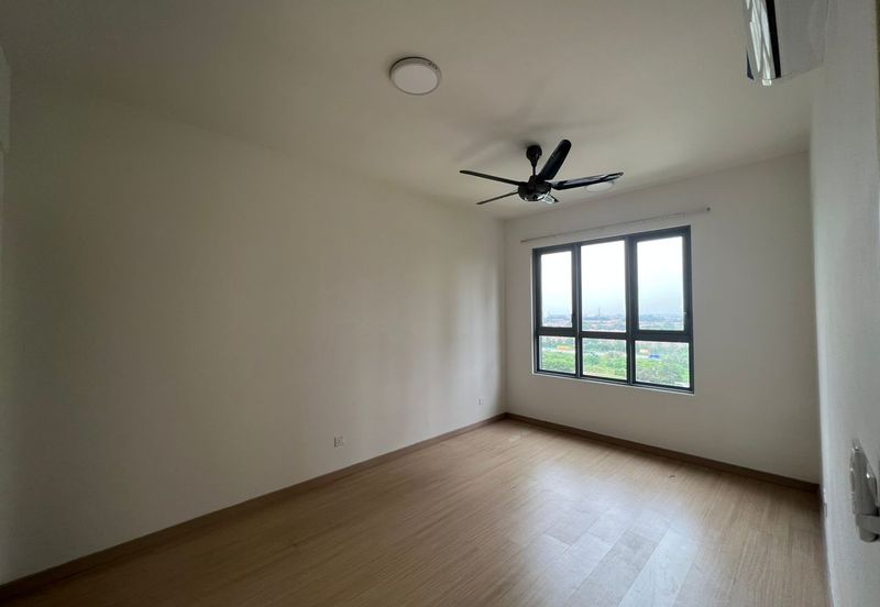 Adria Residence @ Gravit8