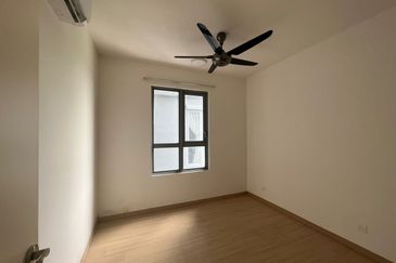 Adria Residence @ Gravit8