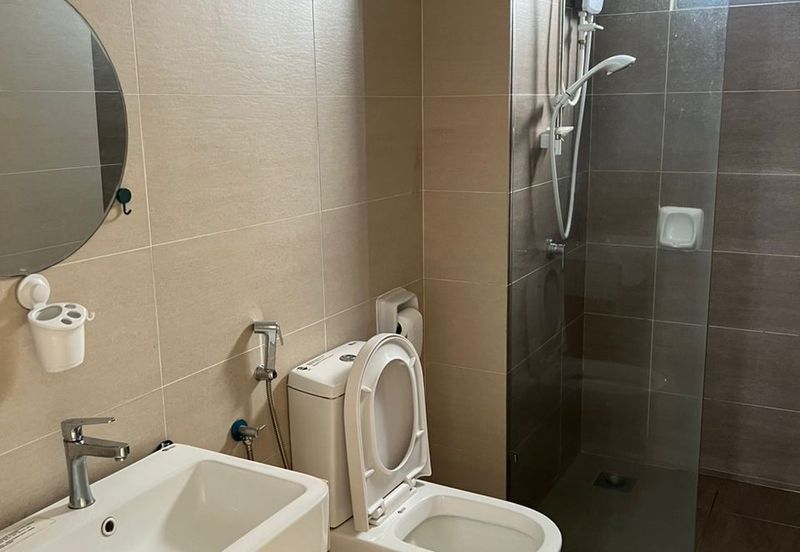 Adria Residence @ Gravit8