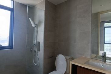 Hill10 Residence @ i-City