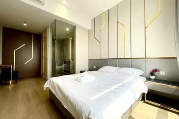 Hill10 Residence @ i-City