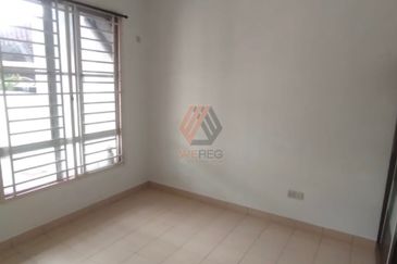 Jalan Makyong, Bandar Bukit Raja