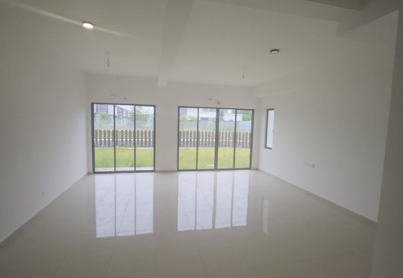 Canary Garden @Bandar Bestari