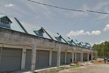 West Port, Pulau Indah