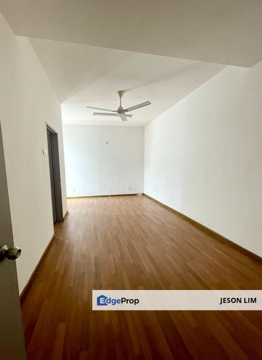 Klang Bandar Bestari @2 Sty Cluster Semi-D 32X70 4R5B for Sale RM1mils, Selangor, Klang