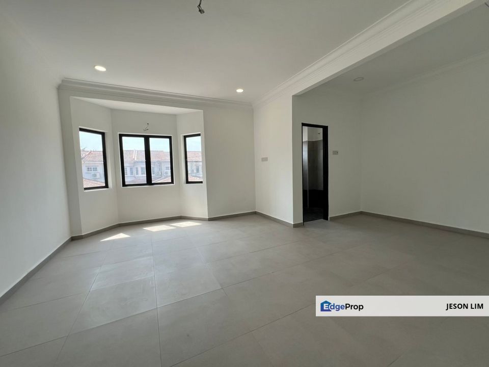 Gated Mutiara Bukit Raja @Fully Renovated 2 Storey 20X65 4R3B for Sale , Selangor, Klang
