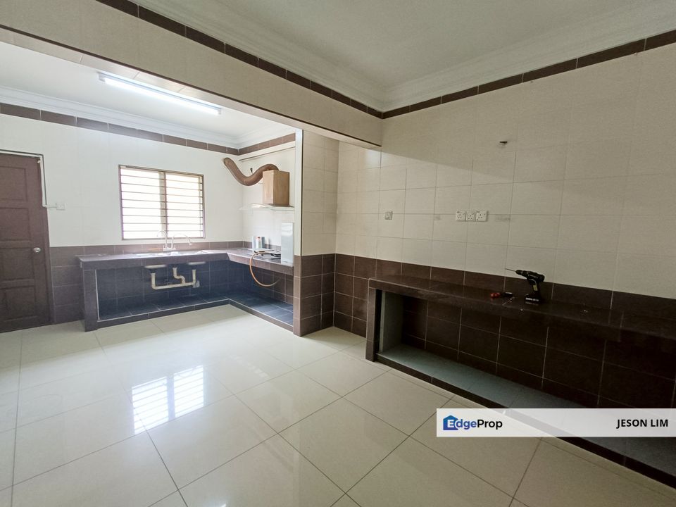 Bukit Tinggi 1 @LRT 3 @Fully Extended 2 Storey 18X65 3R2B for Sale RM588k, Selangor, Bandar Botanic/Bandar Bukit Tinggi