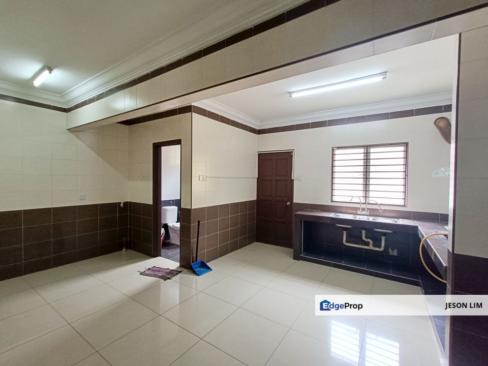 Bukit Tinggi 1 @LRT 3 @Fully Extended 2 Storey 18X65 3R2B for Sale RM588k, Selangor, Bandar Botanic/Bandar Bukit Tinggi