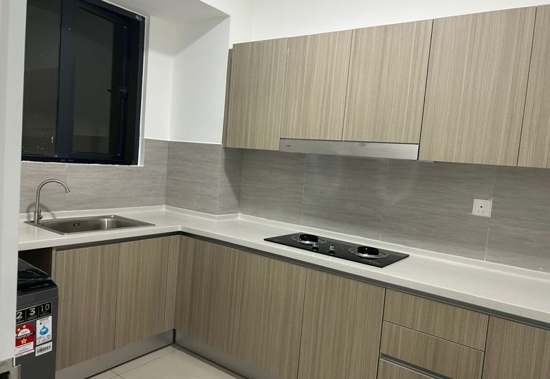 Adria Residence @ Gravit8