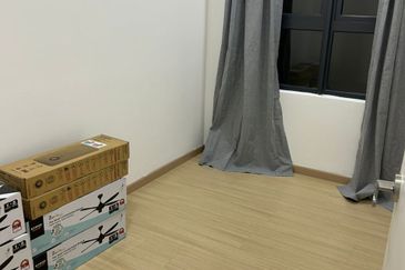 Adria Residence @ Gravit8