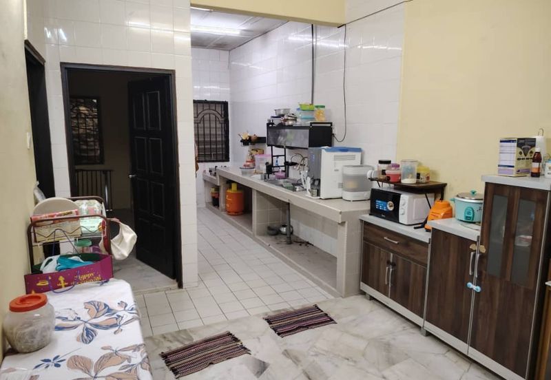 Taman Tepi Sungai ( Taman Teluk Pulai Indah )