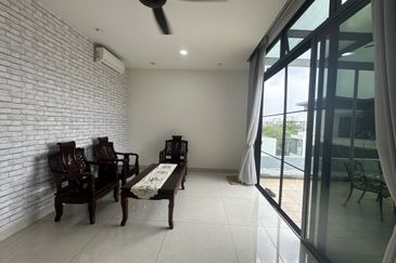 Long Branch Residences