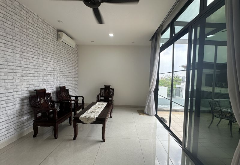 Long Branch Residences