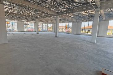 Teluk Pulai Commercial Center