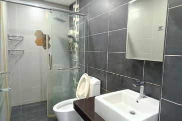 Taman Wangi (Tepi Sungai)