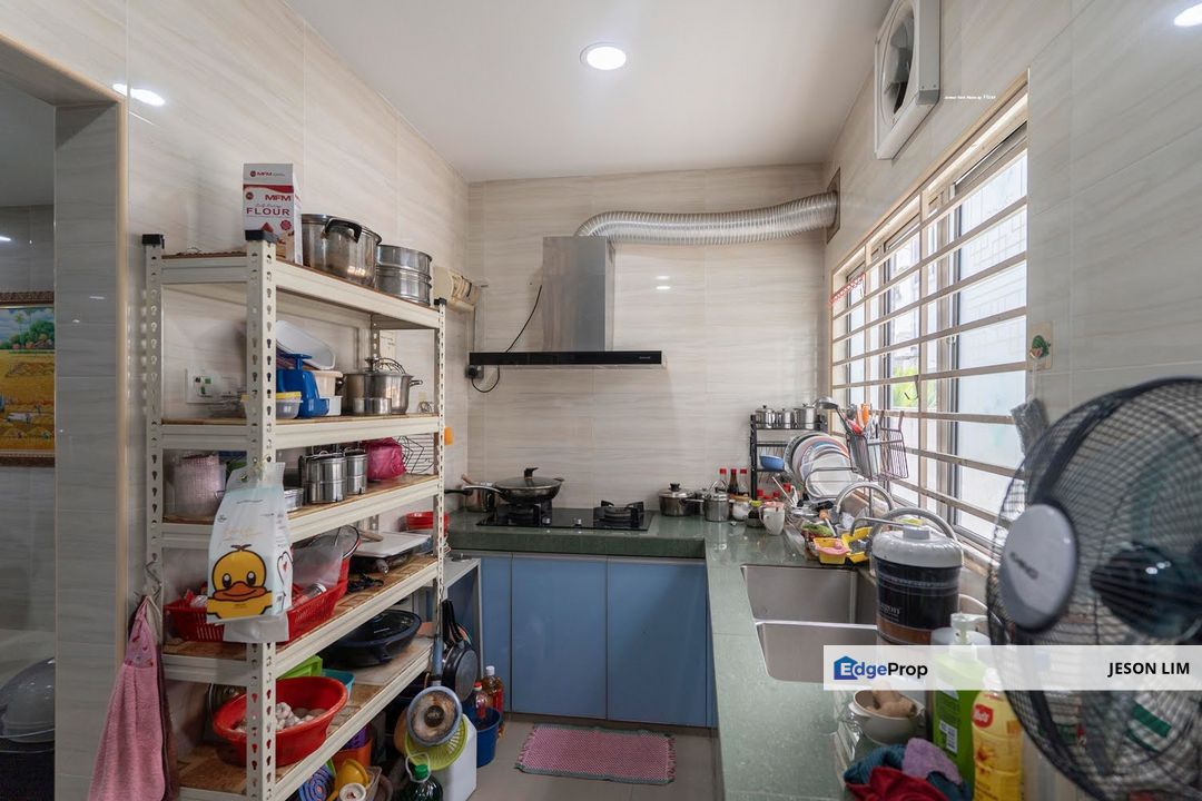 Gated Aman Perdana @Fully Extended Semi-D 2 Sty 35X75 4R3B for Sale RM950k, Selangor, Klang