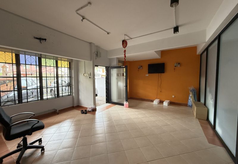 Gated Anggerik Aranda Kota Kemuning @Corner 2 Storey 4R3B Land Area 4400sqft for Sale RM1.2mil