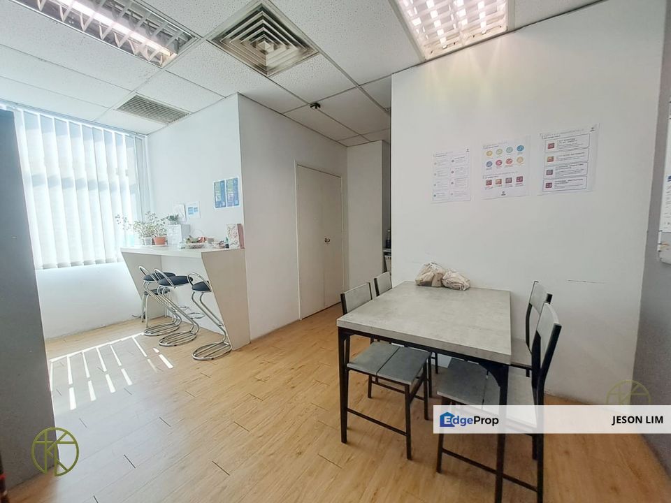 LRT 3 @BBT One Tower Bukit Tinggi with Lift @Partial Furnished Office 4,530sqft for Rent, Selangor, Klang