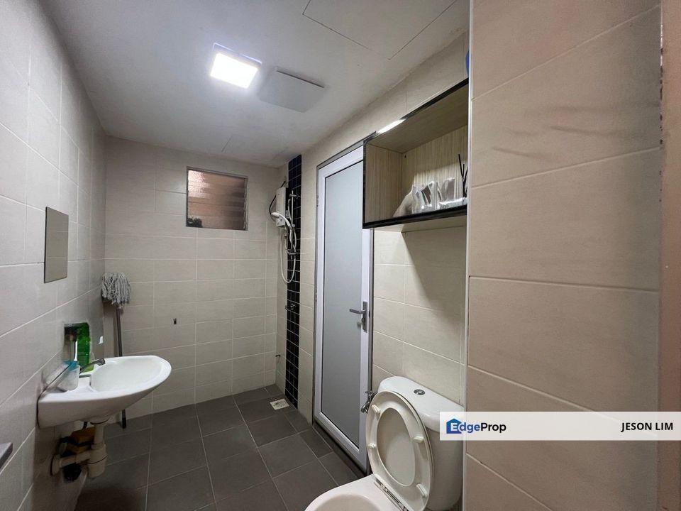 Gated Pelangi Height 2 Apartment Klang @Partial Furnished 1161 sqft for Sale RM368k, Selangor, Klang