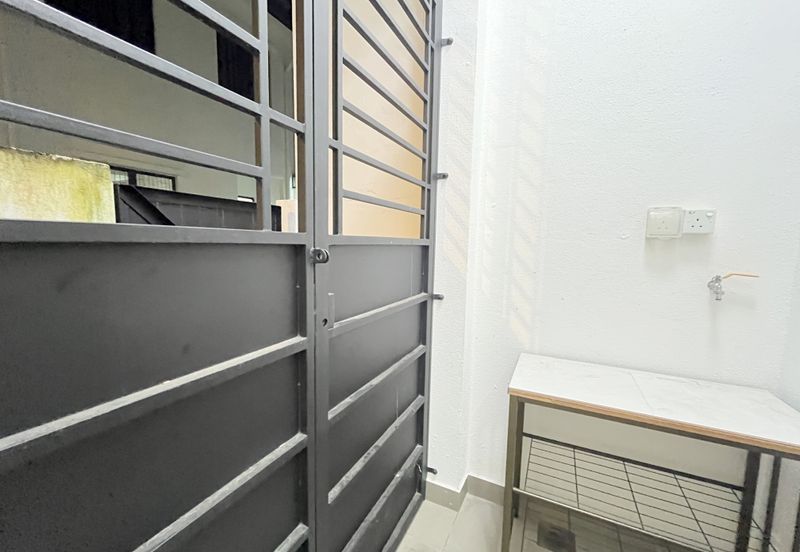 Rimbayu Robin @Gated 2 Sty 18X65 3R3B for Sale RM680K