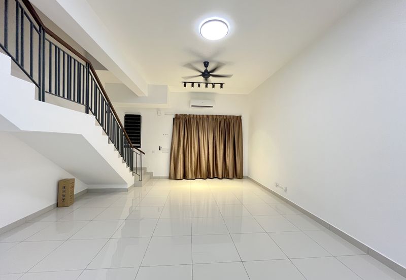 Rimbayu Robin @Gated 2 Sty 18X65 3R3B for Sale RM680K