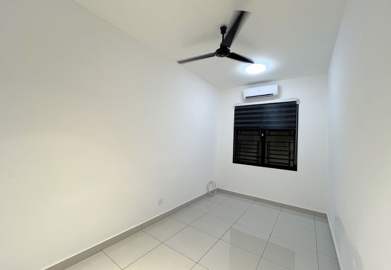 Rimbayu Robin @Gated 2 Sty 18X65 3R3B for Sale RM680K