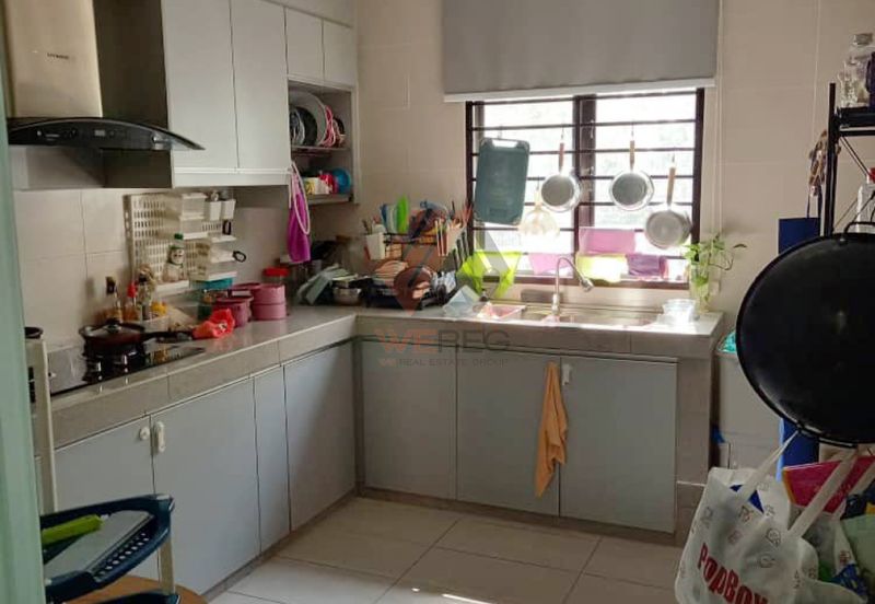 Rimbayu Scarlet @Gated 2 Sty 24X70 4R4B for Sale RM900k