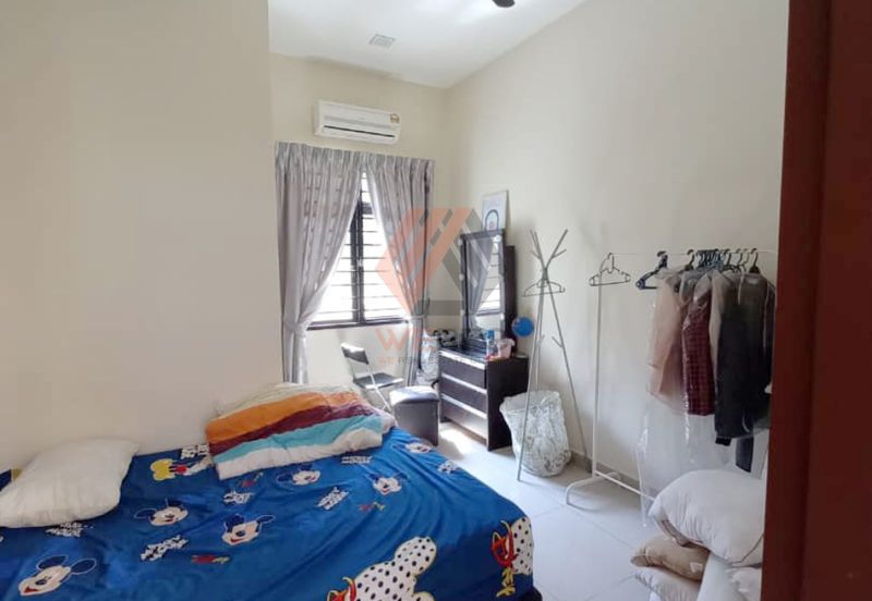 Rimbayu Scarlet @Gated 2 Sty 24X70 4R4B for Sale RM900k