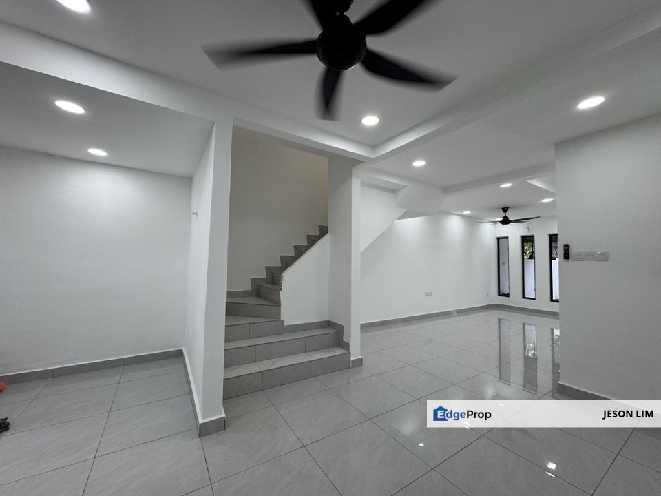 Klang Utama @Fully Renovated 2 Storey 16X60 3R2B for Sale, Selangor, Klang