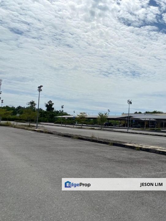 Kota Seri Langat @Facing Main Road Commercial Complex Builtup 165k sqft for Rent RM1.60/psf, Selangor, Banting