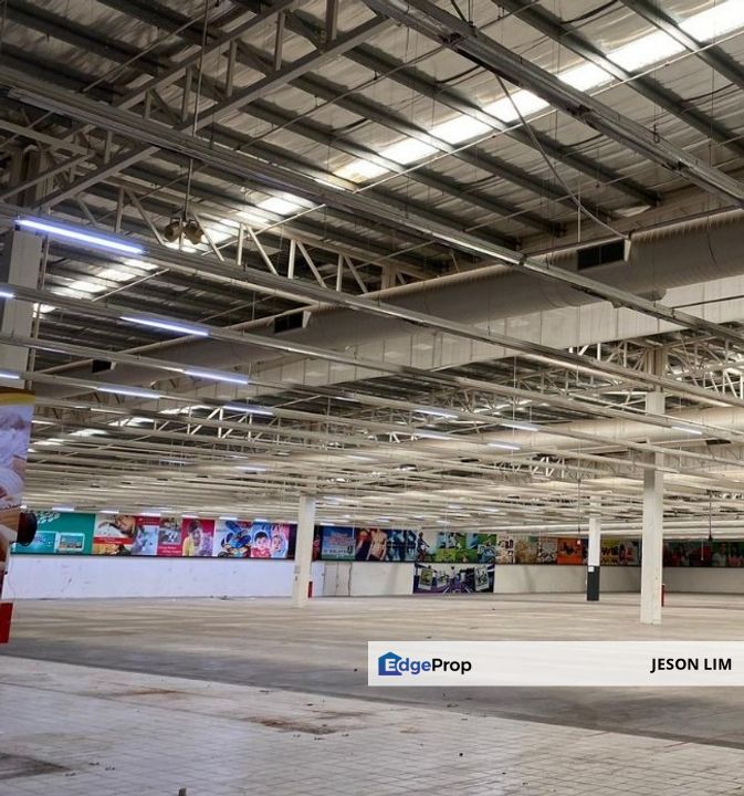 Kota Seri Langat @Facing Main Road Commercial Complex Builtup 165k sqft for Rent RM1.60/psf, Selangor, Banting