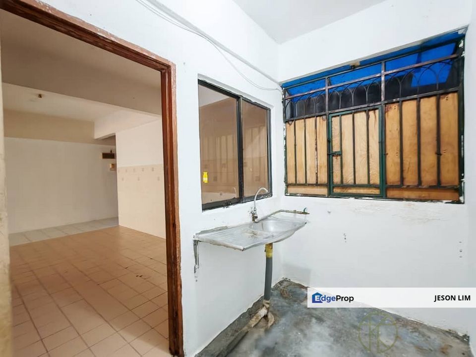 Gated Vista Bayu Apartment Klang @Fully Furnished 3B2B 1,150sqft for Sale RM299k, Selangor, Klang